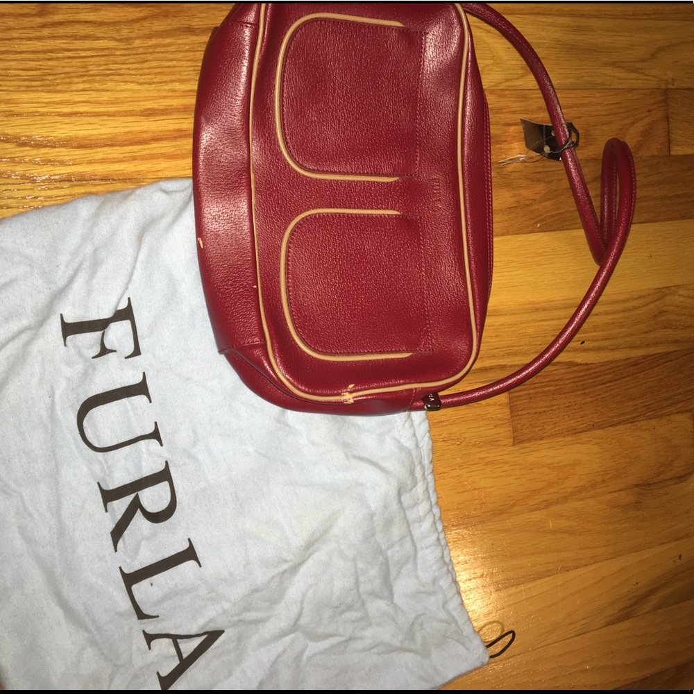 Furla purse